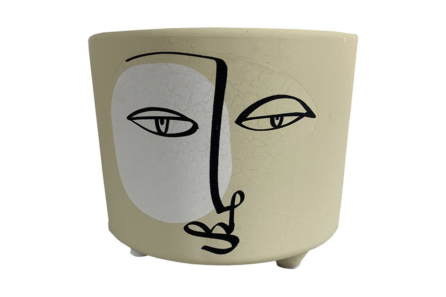
                  
                    Kipok. Cache pot vide avec un dessin de traits de visage  d'un homme yeux ouverts. Format pot  de fleur petit.  Petit cache pot non percé à offrir en cadeau. pot visage en solde. Kipok. cache pot visage. Vase visage abstrait style Picasso. Cache pot visage pour plantes vertes.  Pot de fleur intérieur et extérieur. cache pot 12 cm. pot visage. achat vase visage.
                  
                