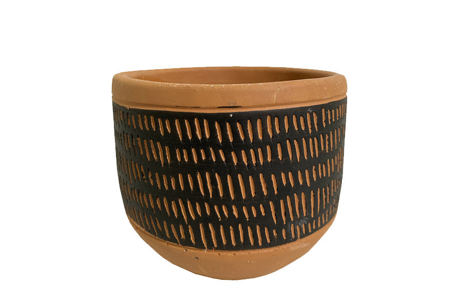 Petit cache-pot céramique en couleur terracotta et rayure noir. vide sans plantes. Petit pot sans trou idéal pour les cactus et petites plantes vertes. Kipok cache pot intérieur et extérieur 